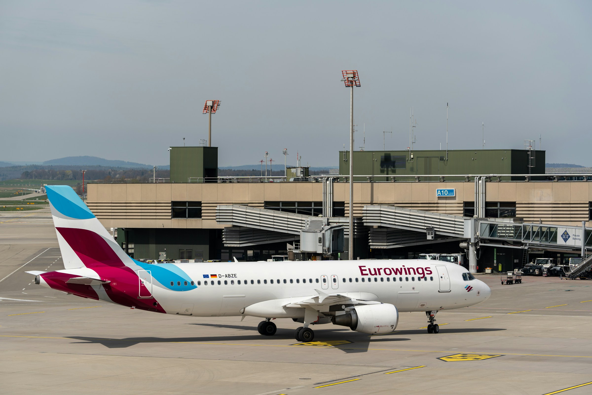 What Should I Do in a 10-Hour Wait at Zurich Airport?